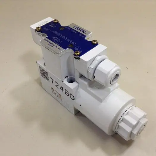 USED YUKEN DSG-01-2B2-D24-60