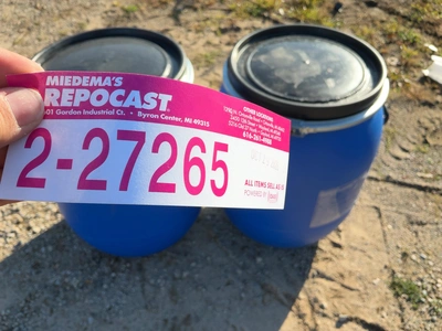 Used _UNKNOWN_ _UNKNOWN_ Plastic and Fiberglass Tanks Michigan US | Miedema Asset Management Group #1576391