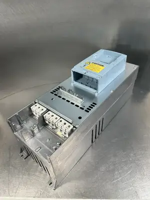EATON CORPORATION SVX020A2-4A1B1 Drive 20HP 480V (BIN-1.5.4)