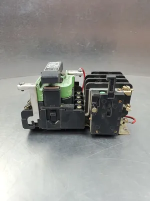 General Electric CR206C0 NEMA 1 Motor Starter Relay, 600V 27A. 4D-12