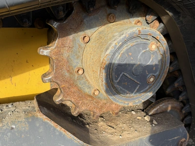USED 2022 NEW HOLLAND C332