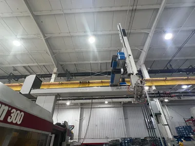 1998 VAN DORN 300HT30 Plastic Injection Mold | Universal Press & Machinery (UPM) (14)