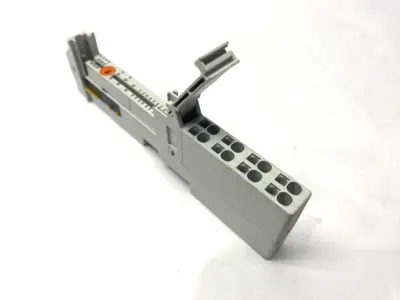USED ALLEN-BRADLEY SER. A POINT I/O TERMINAL BASE