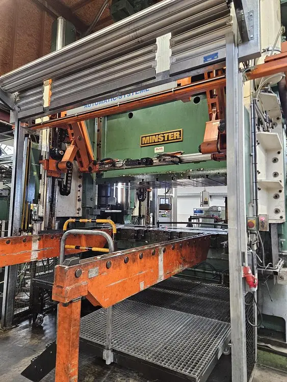 Used 2001 MINSTER E2-400-120R Press Brakes | UCY Industrial GmbH #387548