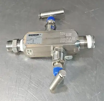 Rosemount C306101126-0000 Gage/ Transmitter Manifold 1/2" NPT 10. Loc6D-23