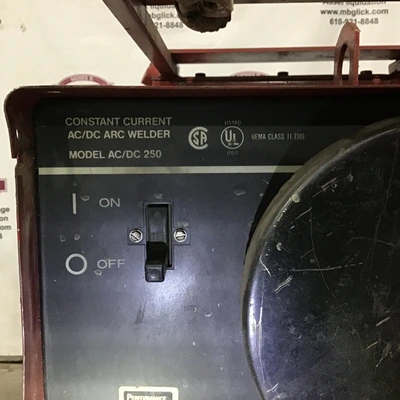 Lincoln Idealarc 250 AC/DC Mig Tig & Arc Welder