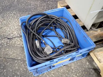 USED 2011 YASKAWA MOTOMAN MOTOMANMH6