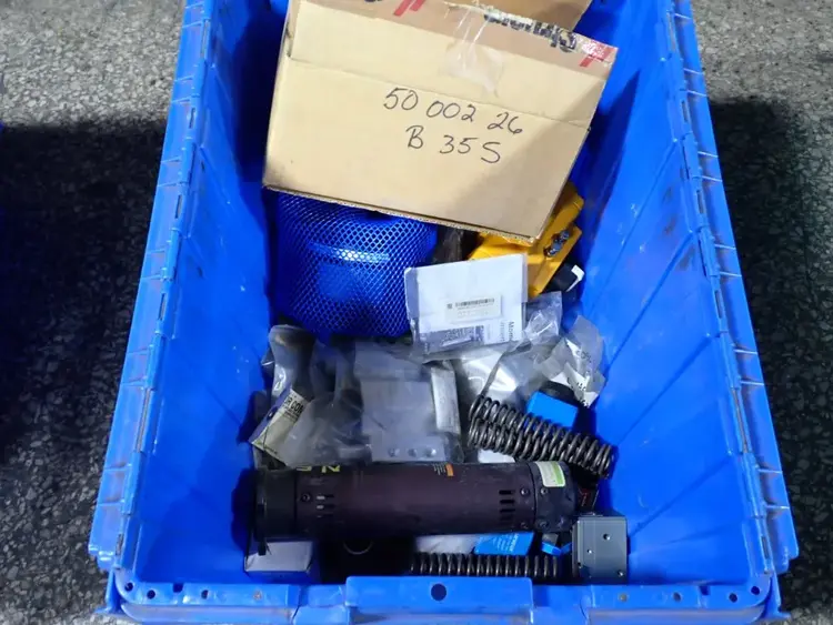 Used DIMITC, INGERSOLLRAND, VICKERS _UNKNOWN_ Valves/Fittings | HGR 24 #732509