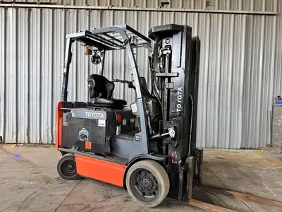 USED 2016 TOYOTA 8FBCHU25
