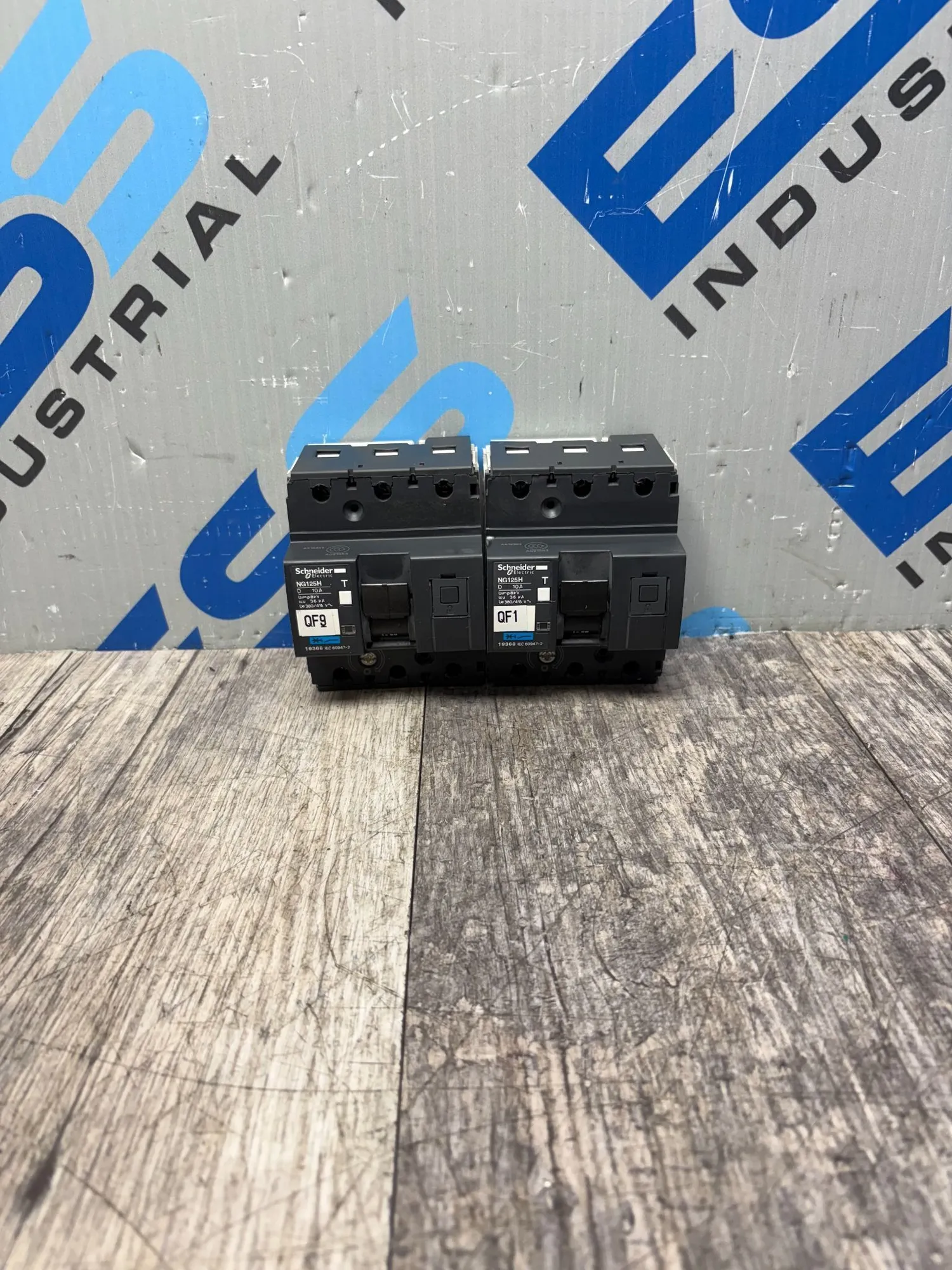 USED Schneider Electric 19368