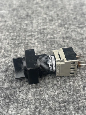 Used Fuji AH165-P2 Switch Parts California US | Davliegogo LLC #1708396