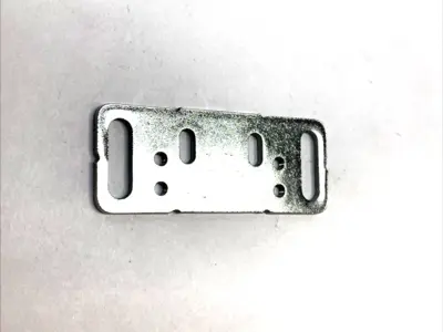 USED KEYENCE FLAT NON‑CONTACT MOUNTING BRACKET