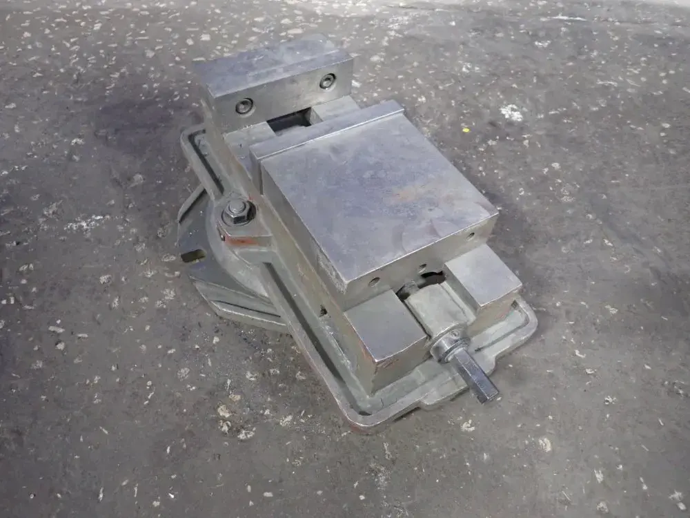 6" Vise
