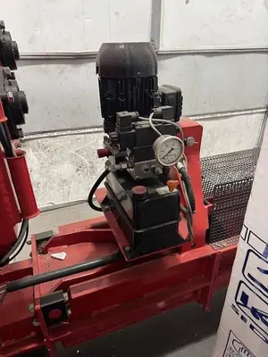 USED RUNI SK240
