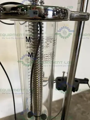 USED MILLIPORE QUIKSCALE  70 / 550 CHROMATOGRAPHY COLUMN 2 L