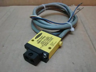 USED BANNER ENGINEERING SM312FPH