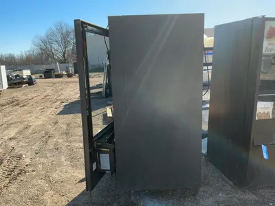 Crane- National Vendor Vending Machine Model: 147 S/N: 147-34406 115 Volts