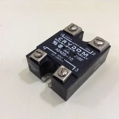 USED CRYDOM A2425-10
