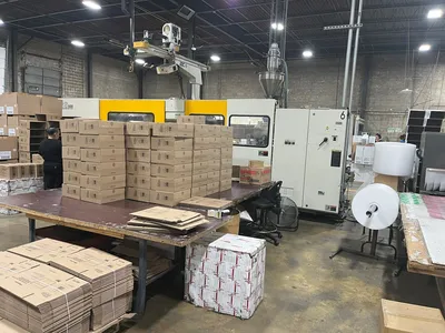 2004 TOSHIBA ISGS500WV21-27B Injection Molding Horizontal/Vertical | Machinery Network (1)