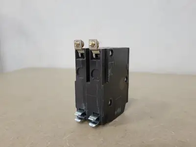 USED SQUARE D QOB240