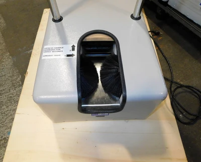 USED ADVANCED SHOE CLEANER 1600 VA