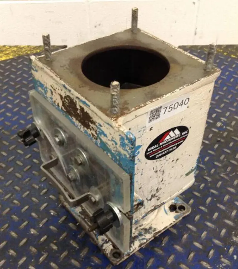 USED METAL FABRICATOR DRAWER MAGNET040