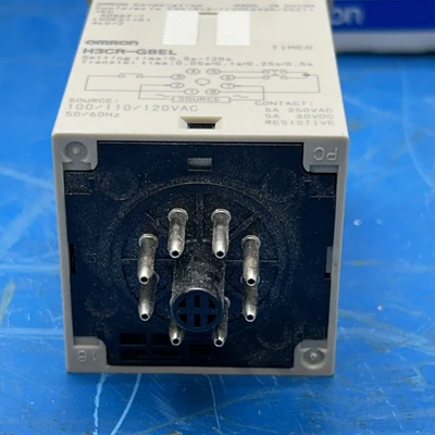 NEW Omron H3CR-A8E