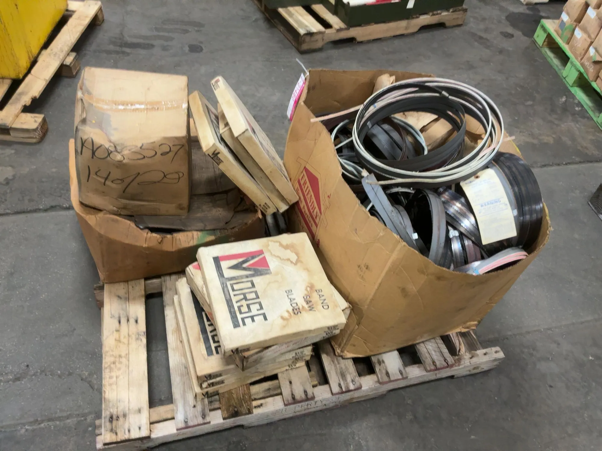 Used _UNKNOWN_ _UNKNOWN_ Saw Blades Michigan US | Miedema Asset Management Group #1424873