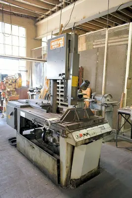 18" x 20" MARVEL SERIES 8 MARK I VERTICAL TILTING BANDSAW: YOBRO #23953