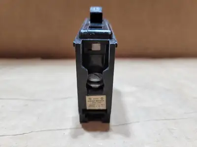 15 Amp, 1 Pole, 120/240 Volts Circuit Breaker