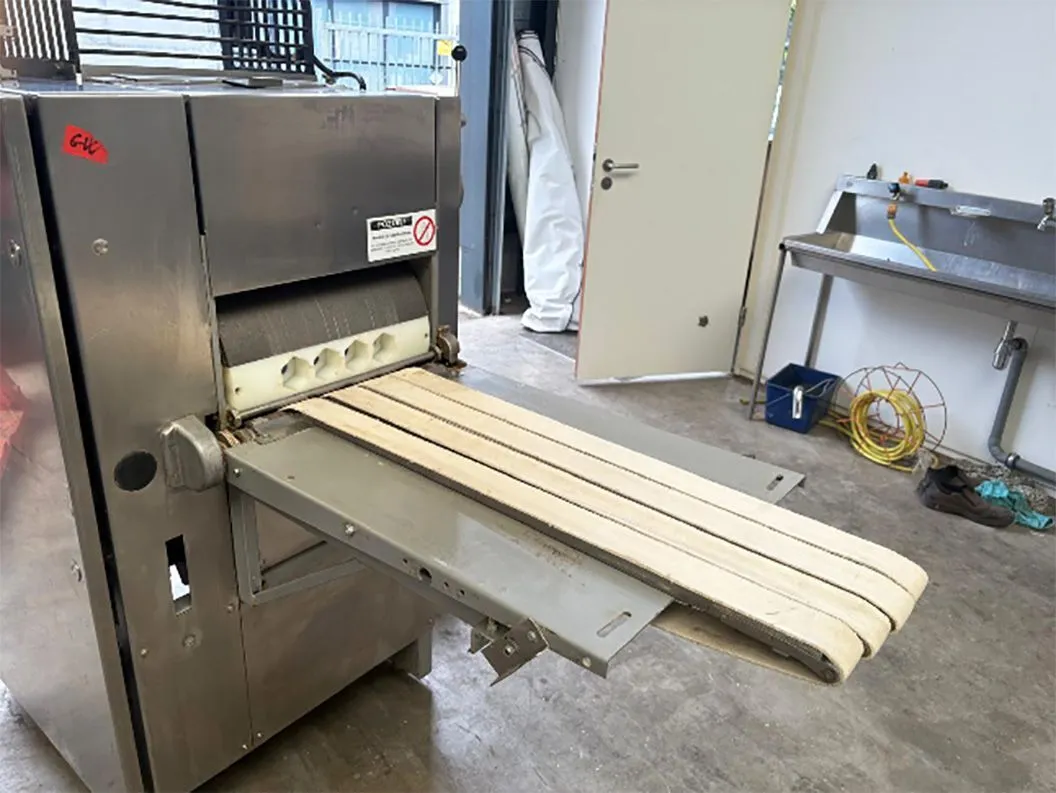 Used 2004 Konig T4S-MKB Roll Machines (Bakery) Minnesota US | Harvest Equipment and Fabrication Inc #1425719