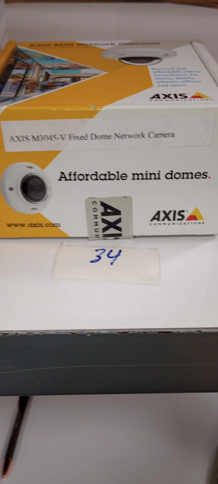 NEW Axis M3045-V