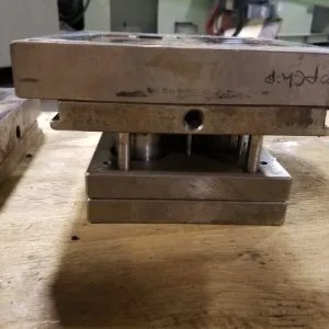 USED 1990 MASTER PRECISION MOLD TECHNOLOGY STEP CHIP MOLD