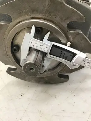 USED TOKIMEC U-P70V7-P16-L-068-M3C
