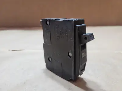 Used SQUARE D QO115 Switchgears British Columbia CA | Lenmark #1438613