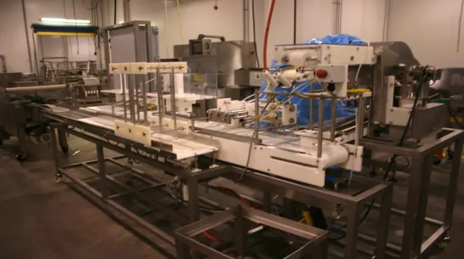 Used DMP Industries Pack Table 60690 Tray packers Illinois US | M&M Equipment Corp. #1145036