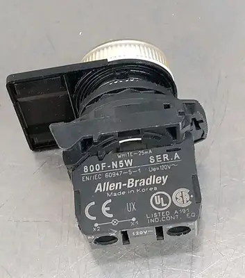 Allen Bradley 800F-N5W/A White Push Button Loc4E4