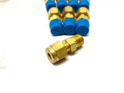 USED SWAGELOK BRASS COMPRESSION TUBE FITTING 3/16" TUBE 1/8" MNPT