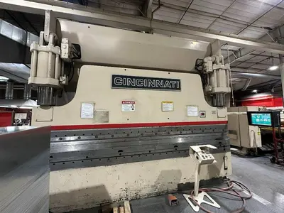 USED CINCINNATI PF350-12