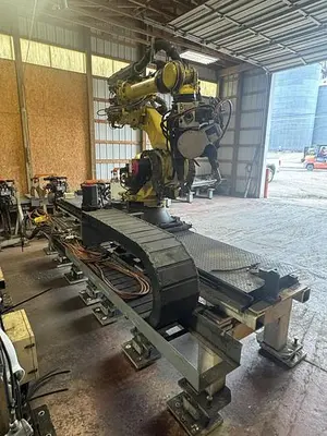 Used 2016 FANUC R2000IC 165F Robots Michigan US | RAB Industries, Inc. #184456
