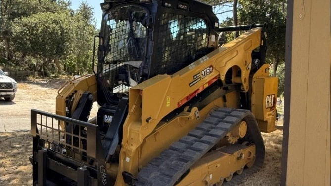 USED 2025 Caterpillar 275 XE LM2