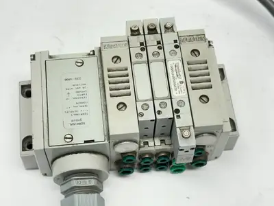 Numatics Manifold Assembly w/ 239-1090 Terminal Strip 020BB500MP00061