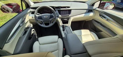 2017 CADILLAC XT5 SUVs | Platinum Group (26)