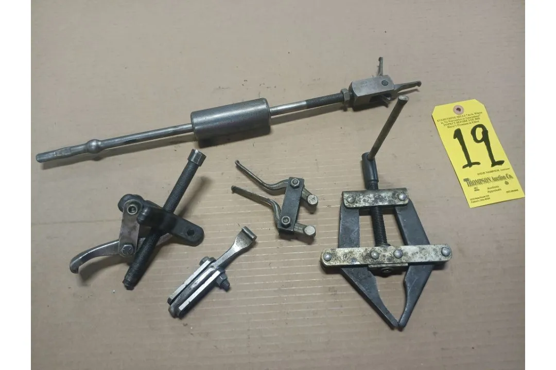 Used _UNKNOWN_ _UNKNOWN_ Internal bearing puller kits Ohio US | Thompson Auctioneers #1547298