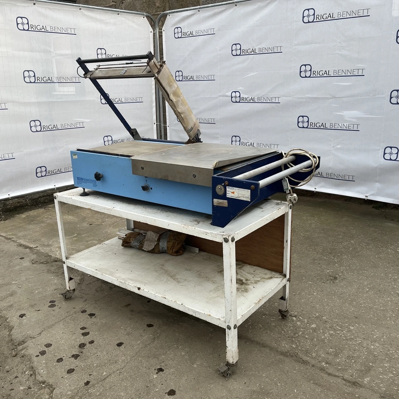 Adpak Hand operated L shape bar sealer 450mm