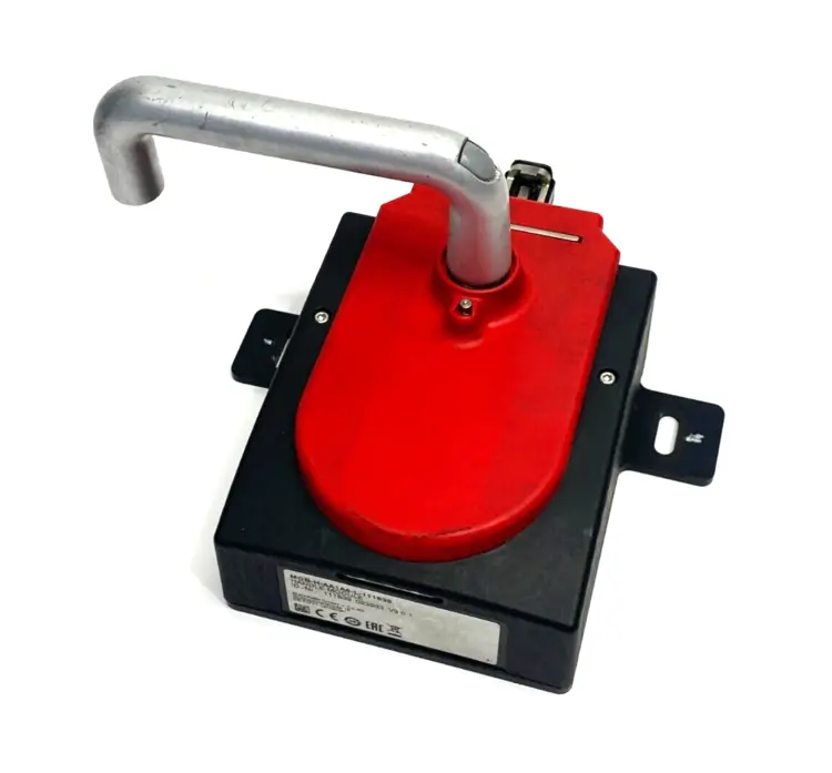 Used EUCHNER Fold-out Lock Handle Module Auto-Extend Lock Industrial Controls Michigan US | Maverick Industrial Sales #1461086