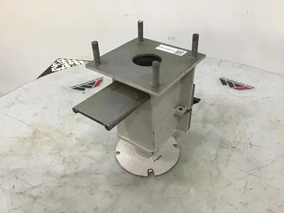 USED METAL FABRICATOR MAGNET