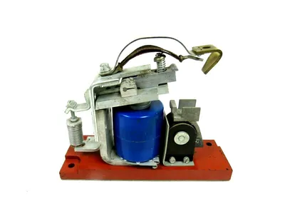 NEW GENERAL ELECTRIC 17CM57A10 CONTACTOR