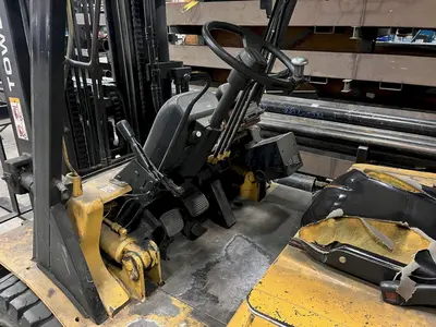 USED CATERPILLAR GLP40
