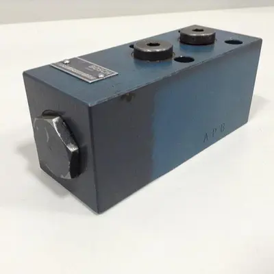 USED BOSCH 0 811 011 021